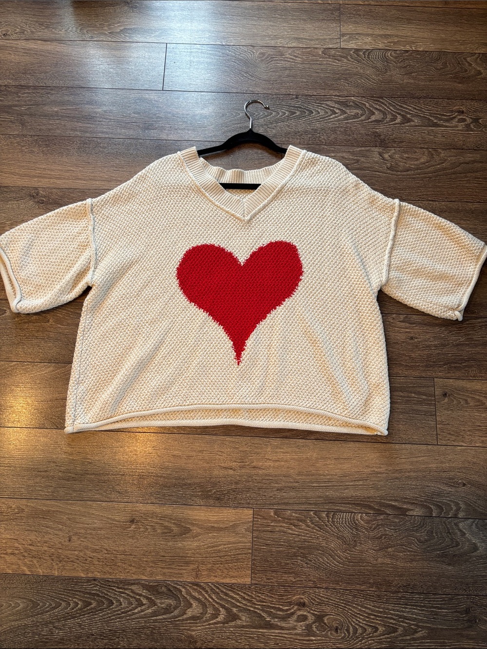 Heart sweater sz L
